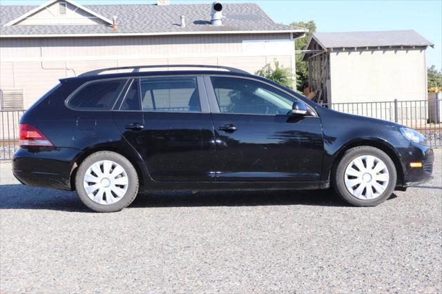 used 2013 Volkswagen Jetta SportWagen car, priced at $5,800