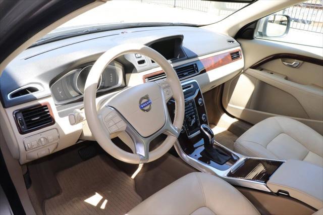 used 2015 Volvo XC70 car, priced at $14,895