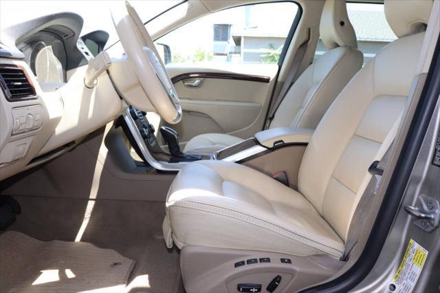 used 2015 Volvo XC70 car, priced at $14,895