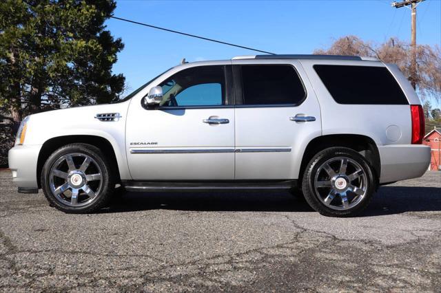 used 2012 Cadillac Escalade car, priced at $11,495