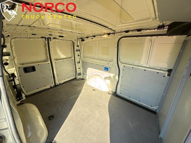 used 2022 Mercedes-Benz Metris car, priced at $34,995