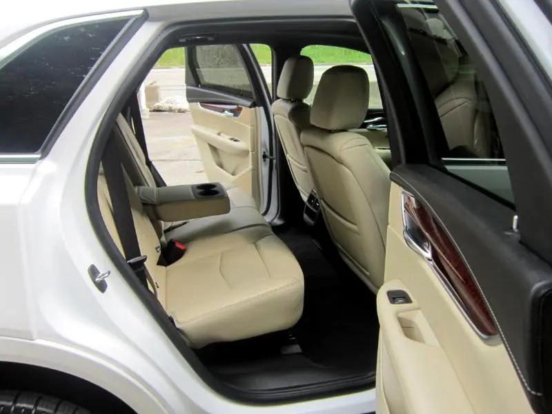 used 2019 Cadillac XT5 car, priced at $21,988