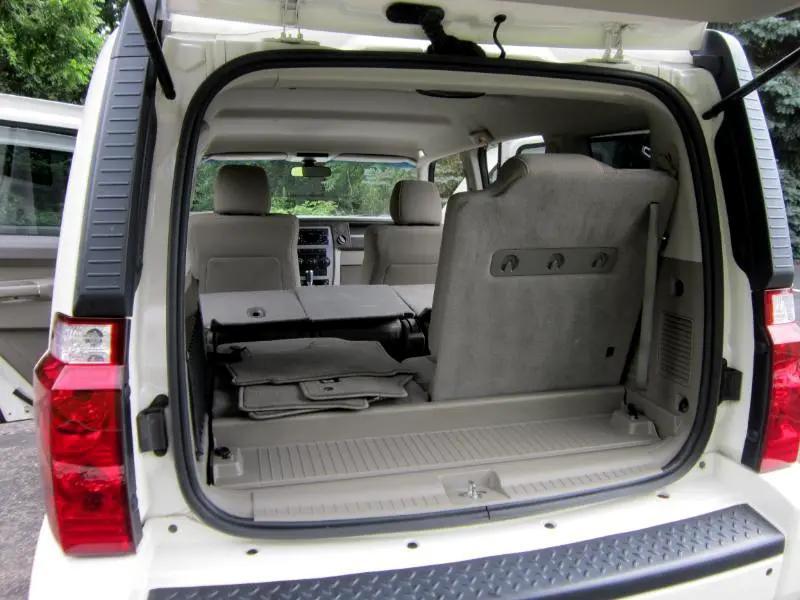 used 2010 Jeep Commander car, priced at $10,988
