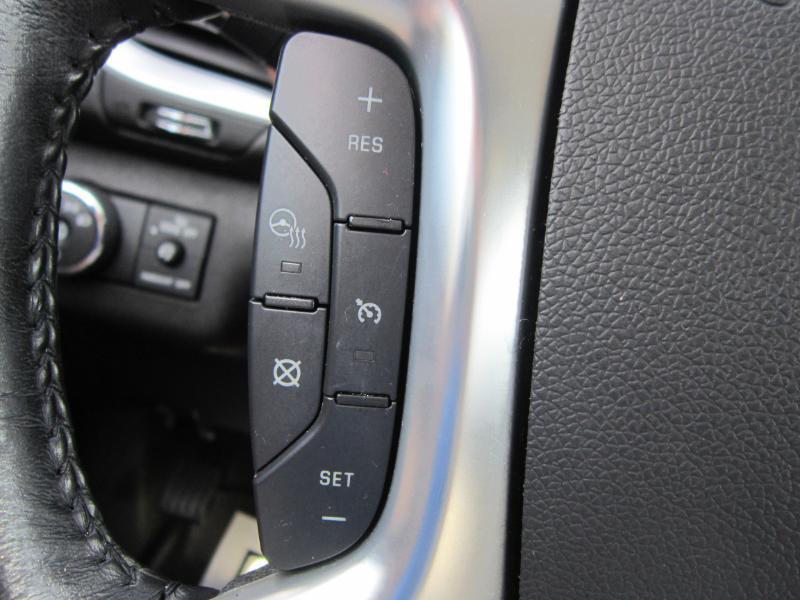 used 2017 Chevrolet Traverse car, priced at $17,988
