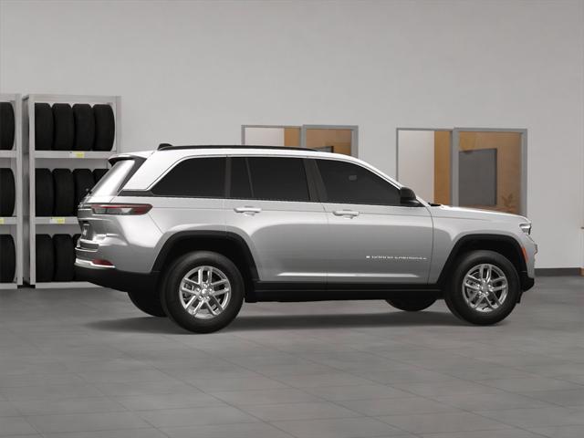 new 2024 Jeep Grand Cherokee car, priced at $37,062