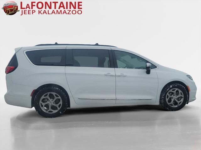 used 2023 Chrysler Pacifica car, priced at $31,237