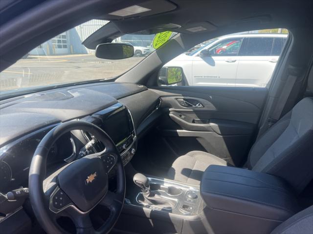 used 2023 Chevrolet Traverse car, priced at $34,038