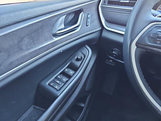 used 2023 Jeep Grand Cherokee L car, priced at $30,603