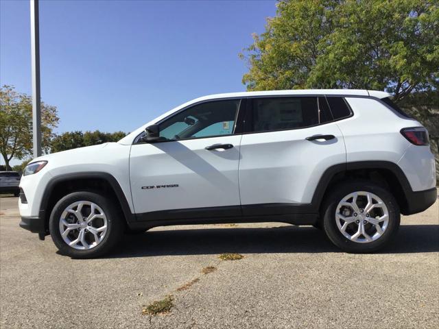 new 2024 Jeep Compass car, priced at $26,998