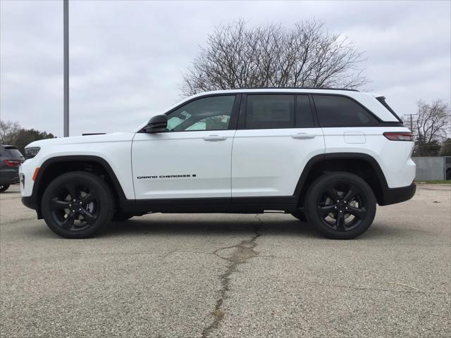 new 2025 Jeep Grand Cherokee car, priced at $45,963