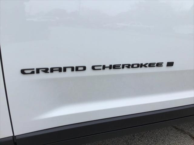 new 2025 Jeep Grand Cherokee car, priced at $45,963