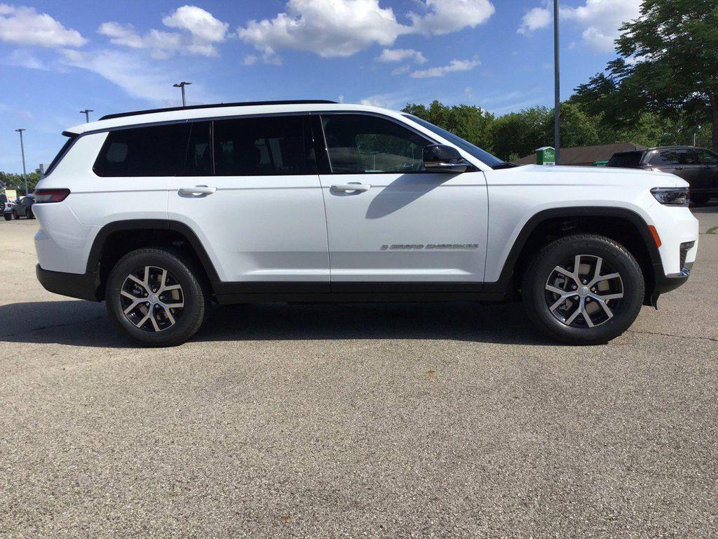 new 2025 Jeep Grand Cherokee L car, priced at $47,767