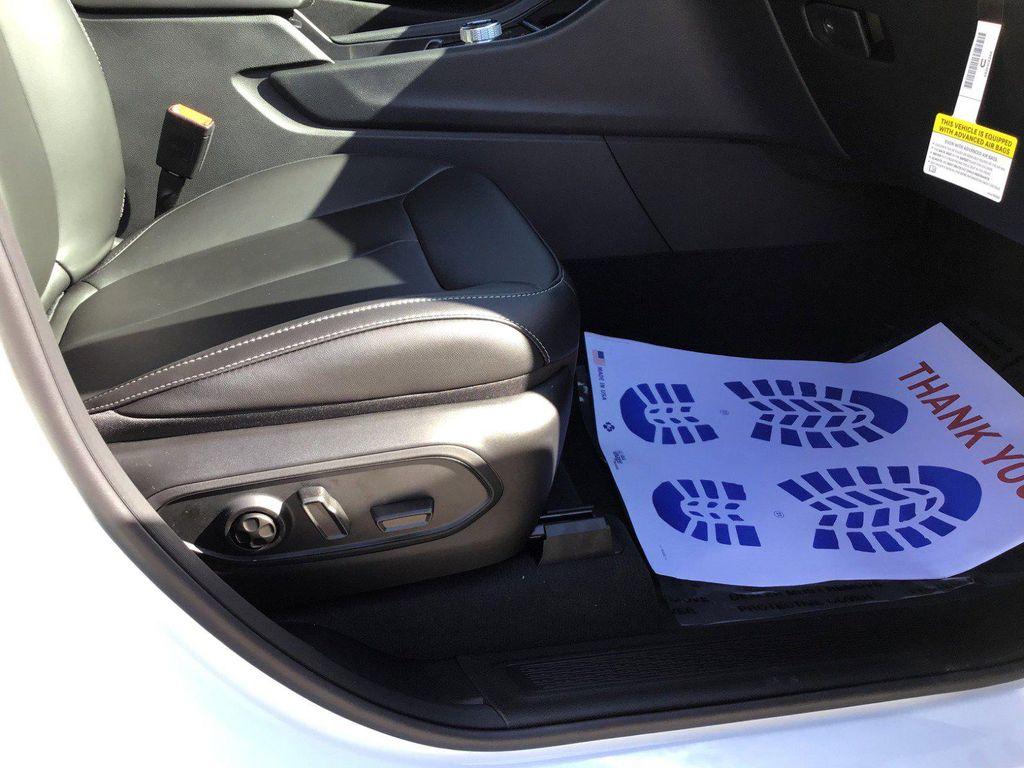 new 2025 Jeep Grand Cherokee L car, priced at $47,767