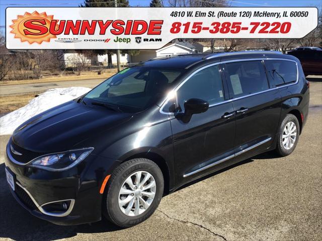 used 2018 Chrysler Pacifica car, priced at $10,582