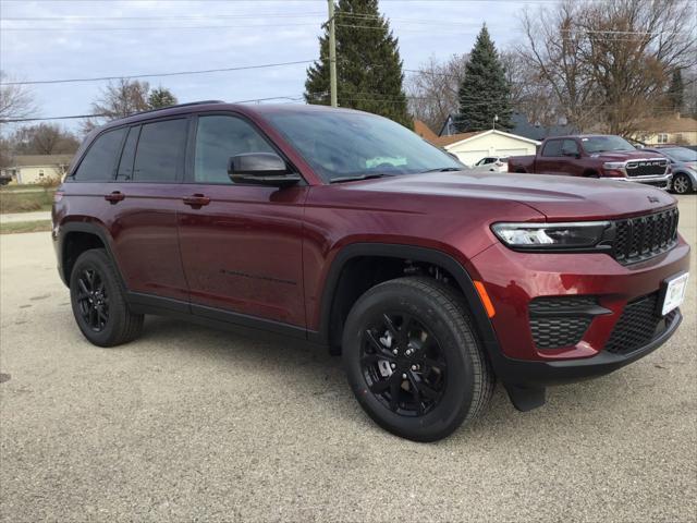 new 2025 Jeep Grand Cherokee car, priced at $45,050