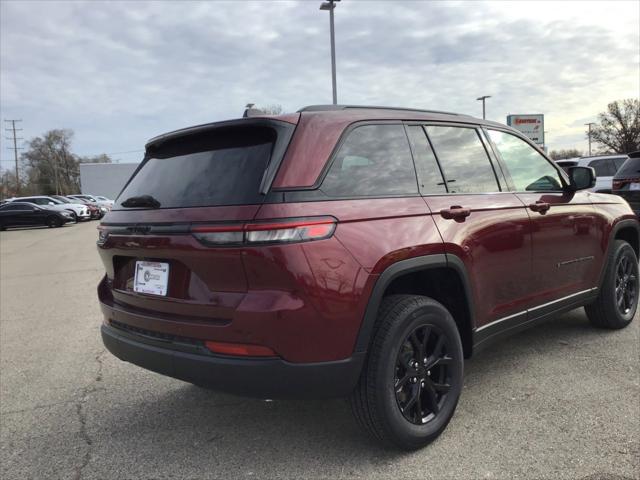 new 2025 Jeep Grand Cherokee car, priced at $45,050