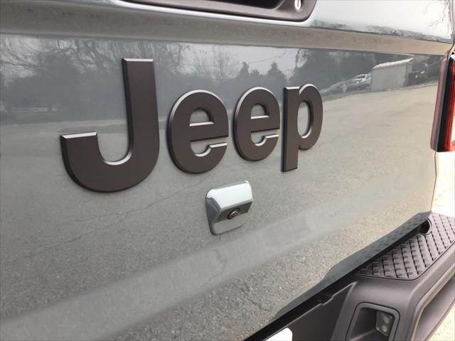 new 2025 Jeep Gladiator car, priced at $42,212