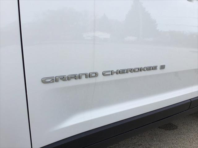 new 2025 Jeep Grand Cherokee car, priced at $42,554