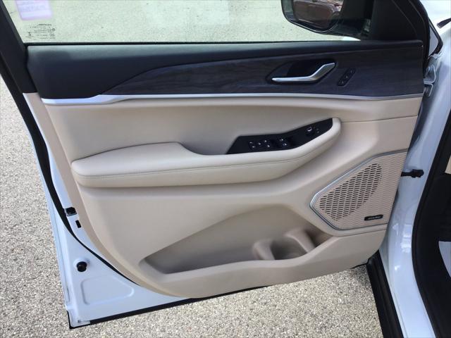 used 2021 Jeep Grand Cherokee L car, priced at $30,959