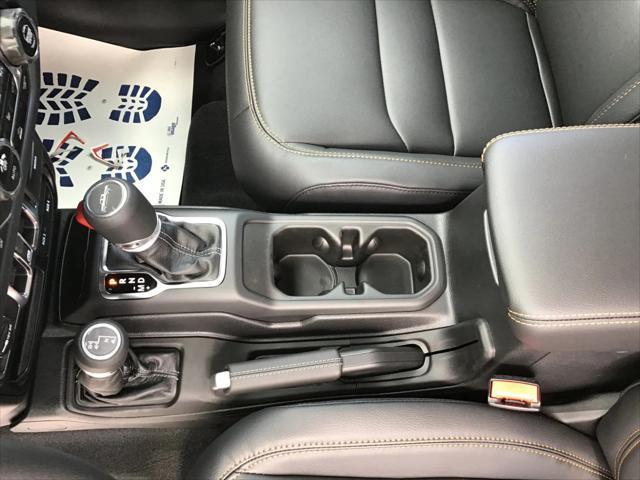 new 2025 Jeep Gladiator car, priced at $49,075