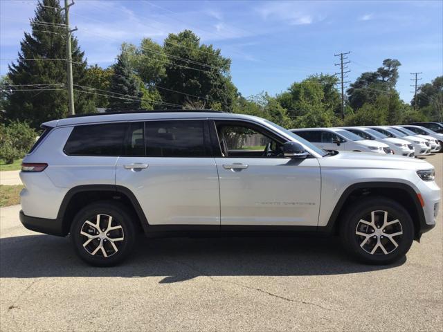 new 2024 Jeep Grand Cherokee L car, priced at $55,756