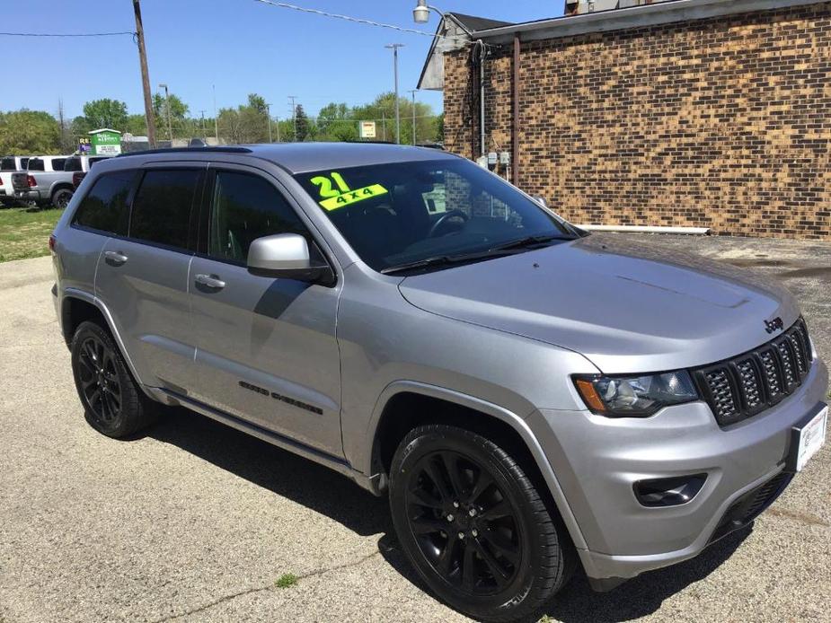 used 2021 Jeep Grand Cherokee car, priced at $27,798