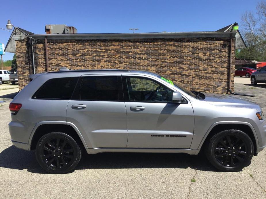 used 2021 Jeep Grand Cherokee car, priced at $27,798