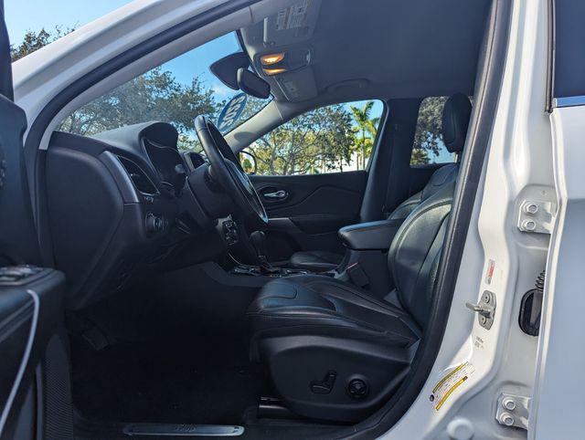 used 2020 Jeep Cherokee car, priced at $16,450