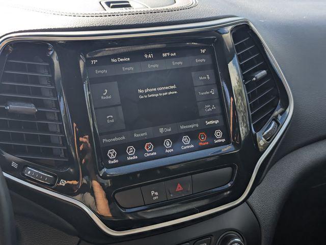 used 2020 Jeep Cherokee car, priced at $16,450