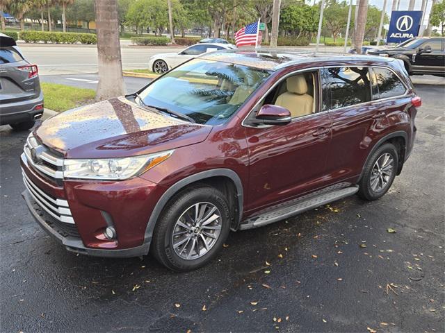 used 2018 Toyota Highlander car, priced at $23,500