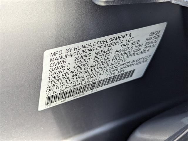 used 2025 Acura MDX car, priced at $47,600