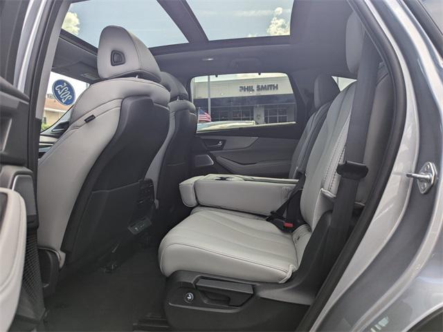 used 2025 Acura MDX car, priced at $47,600
