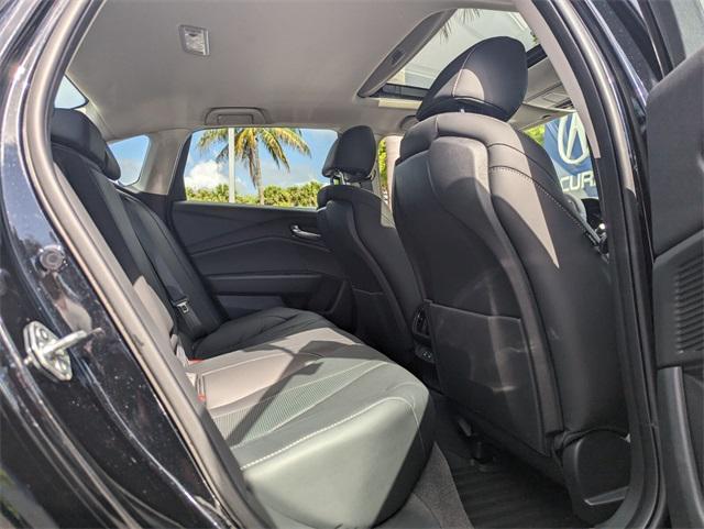 used 2025 Acura TLX car, priced at $38,900