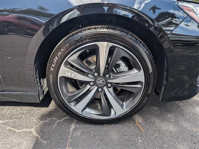 used 2025 Acura TLX car, priced at $38,900