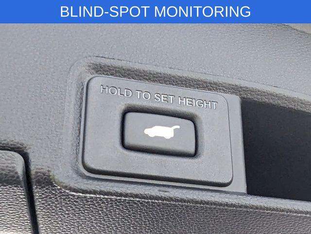 used 2024 Acura RDX car, priced at $37,450