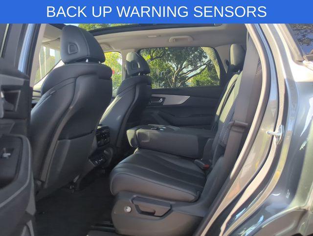 used 2024 Acura MDX car, priced at $37,870