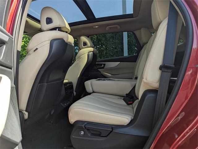 used 2023 Acura MDX car, priced at $33,300
