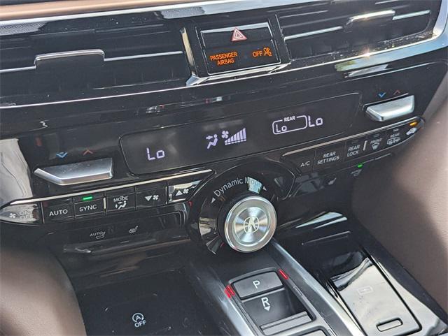 used 2024 Acura MDX car, priced at $42,498