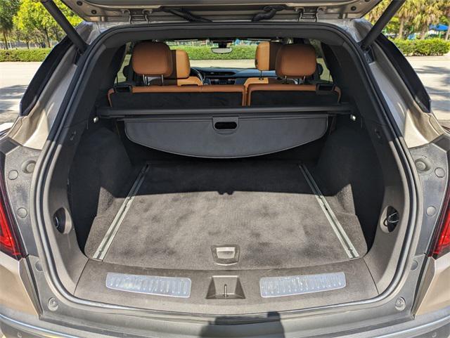 used 2022 Cadillac XT5 car, priced at $29,600