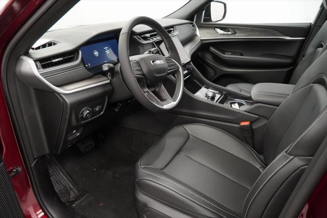new 2025 Jeep Grand Cherokee car, priced at $41,760