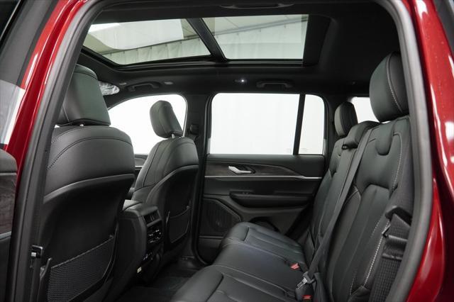 new 2025 Jeep Grand Cherokee car, priced at $41,760
