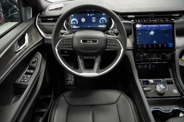 new 2025 Jeep Grand Cherokee car, priced at $41,760