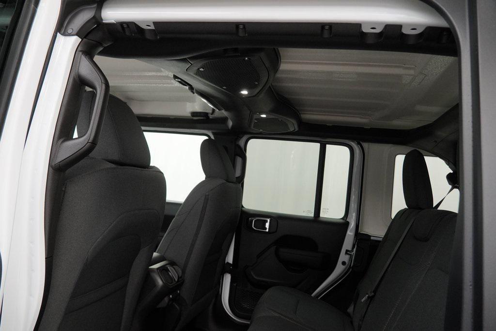 new 2026 Jeep Wrangler car, priced at $45,425