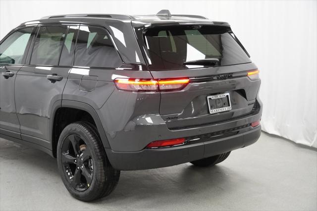 new 2025 Jeep Grand Cherokee car, priced at $49,735