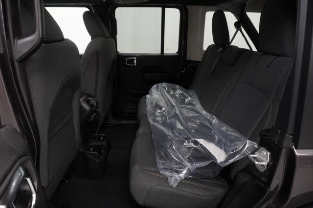 new 2025 Jeep Wrangler car, priced at $44,175