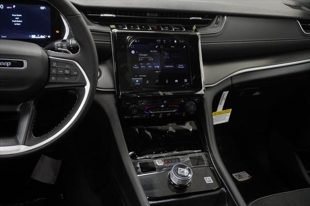 new 2025 Jeep Grand Cherokee car, priced at $39,730