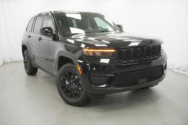 new 2025 Jeep Grand Cherokee car, priced at $39,730