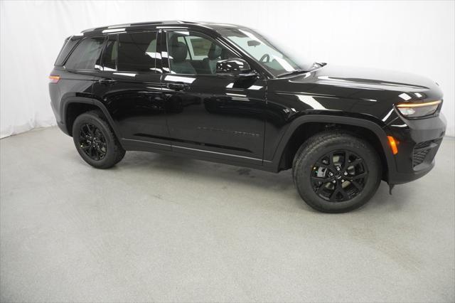 new 2025 Jeep Grand Cherokee car, priced at $39,730