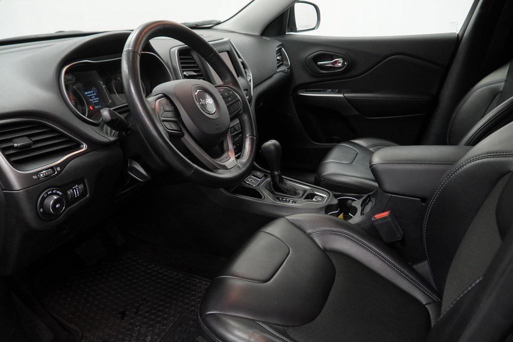 used 2019 Jeep Cherokee car, priced at $19,994
