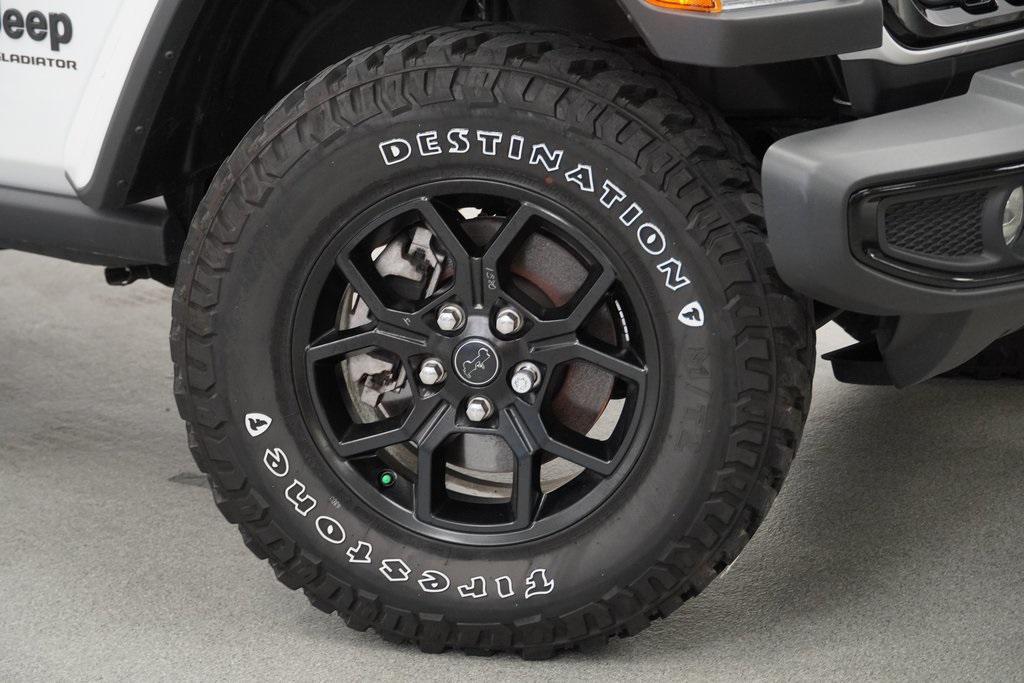 used 2024 Jeep Gladiator car, priced at $40,994